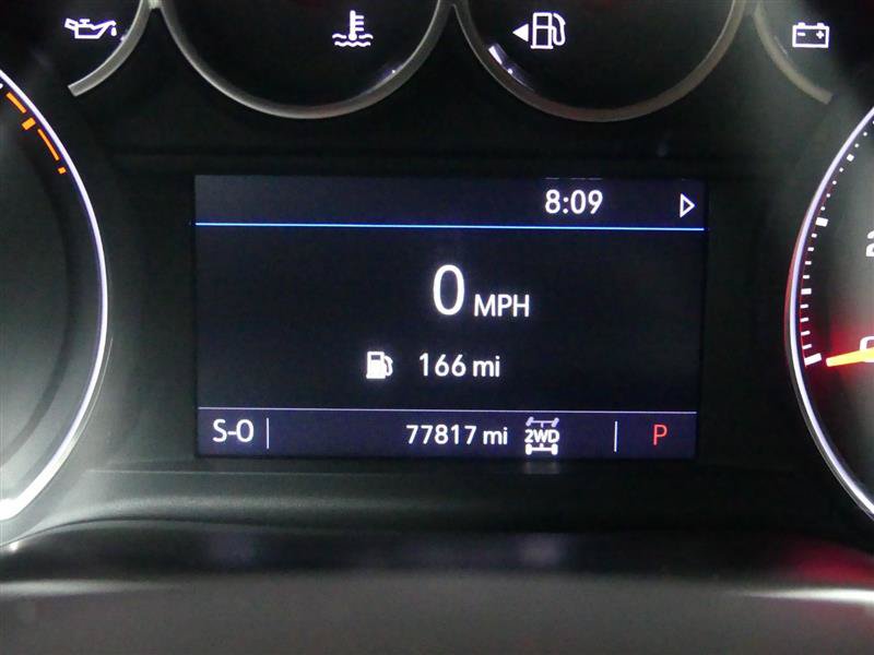Used 2020 Chevrolet Silverado 1500 RST w/ RST Value Package AWD/4WD image 32