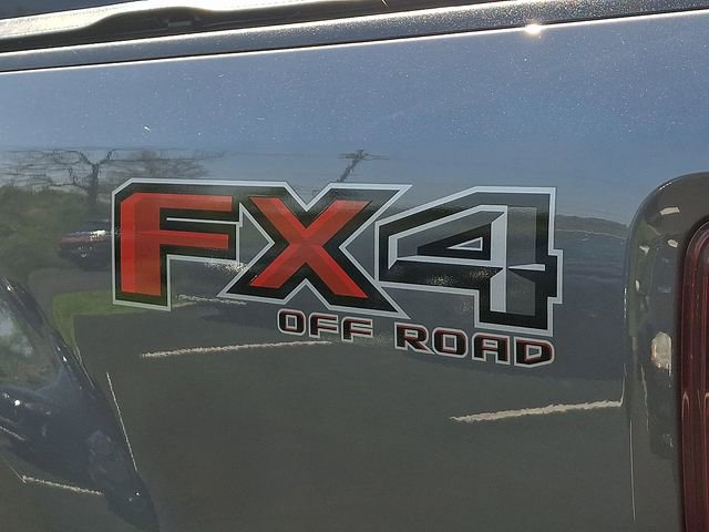 Used 2021 Ford F250 Platinum w/ FX4 Off-Road Package AWD/4WD image 30