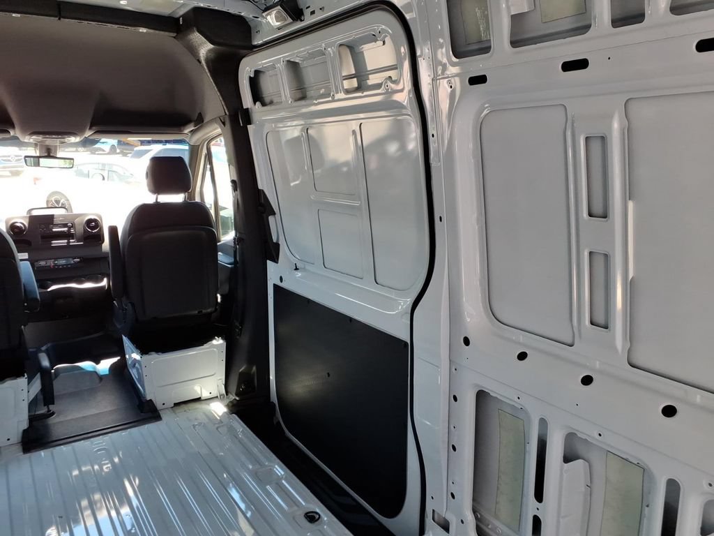 New 2026 Mercedes-Benz Sprinter 2500 image 27