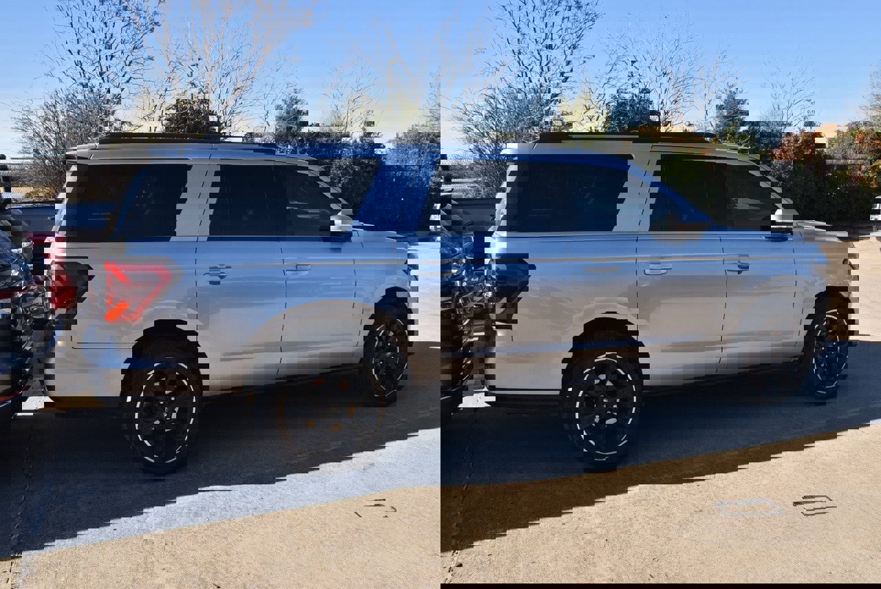 Certified 2023 Ford Expedition Max Limited image 6