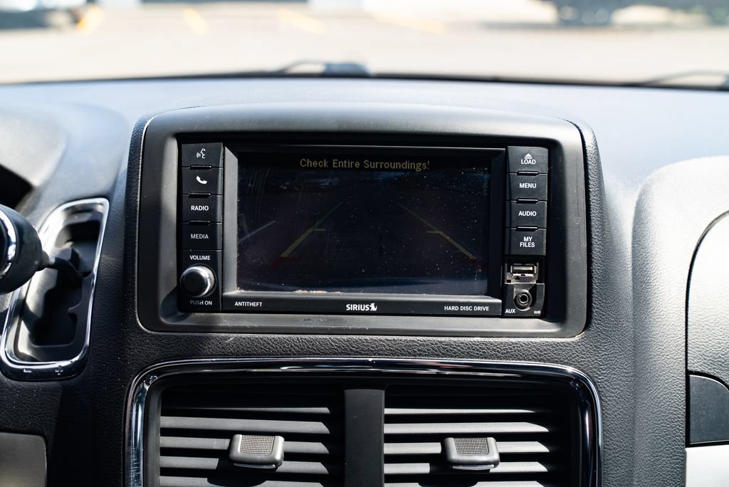 Used 2017 Dodge Grand Caravan GT FWD image 15