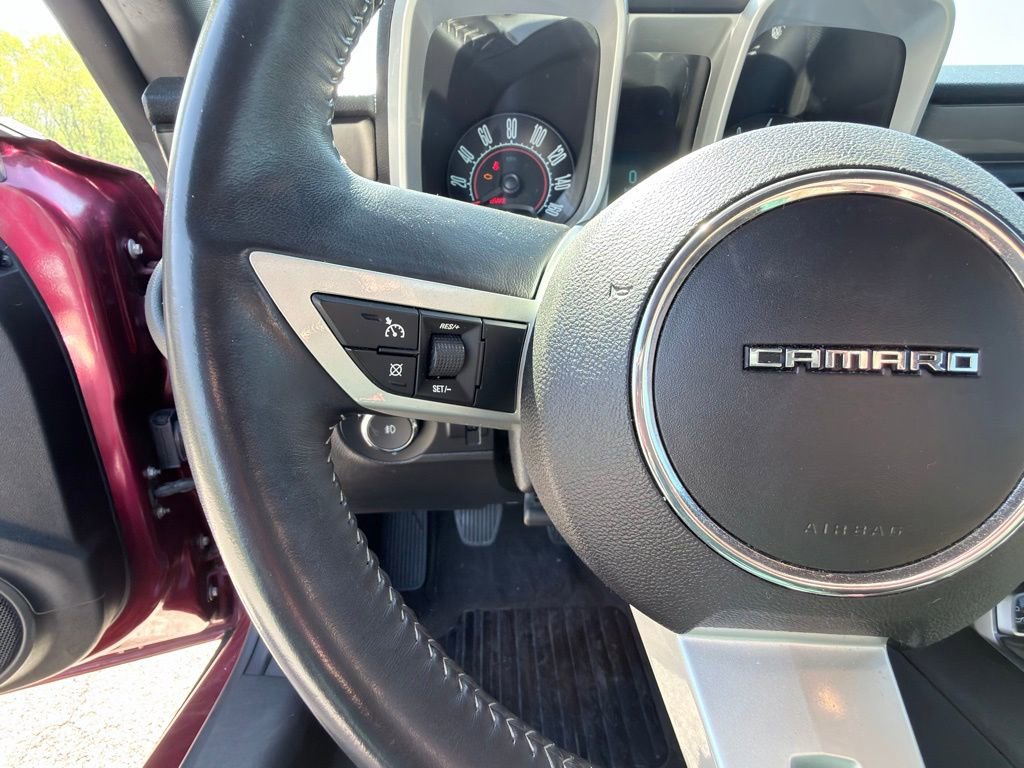 Used 2010 Chevrolet Camaro LT RWD image 4