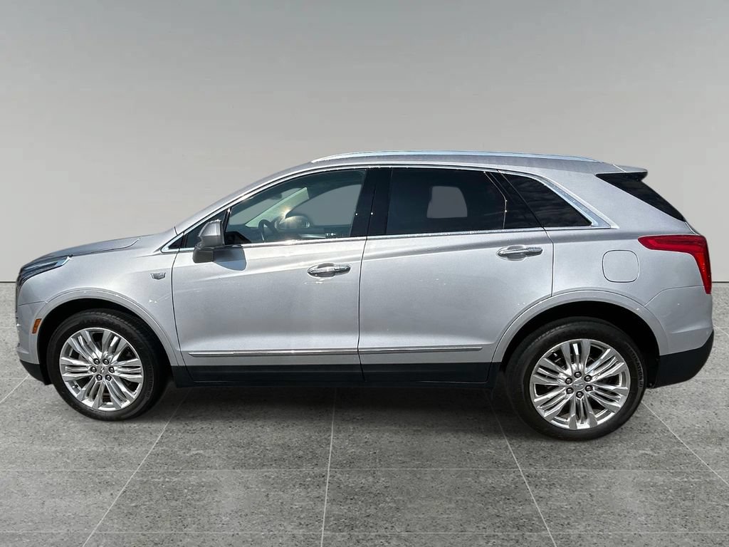 Used 2018 Cadillac XT5 Premium Luxury FWD image 2