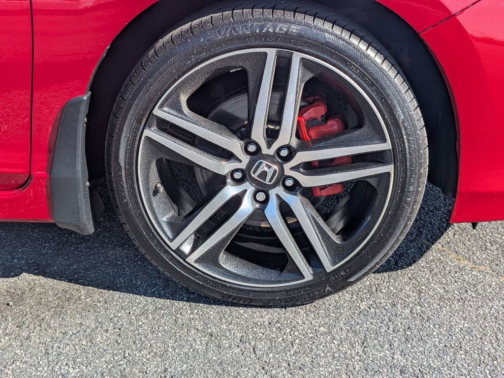 Used 2016 Honda Accord Sport image 11