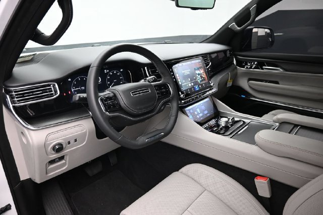 New 2026 Jeep Grand Wagoneer Summit w/ Rear Seat Video Group I AWD/4WD image 15