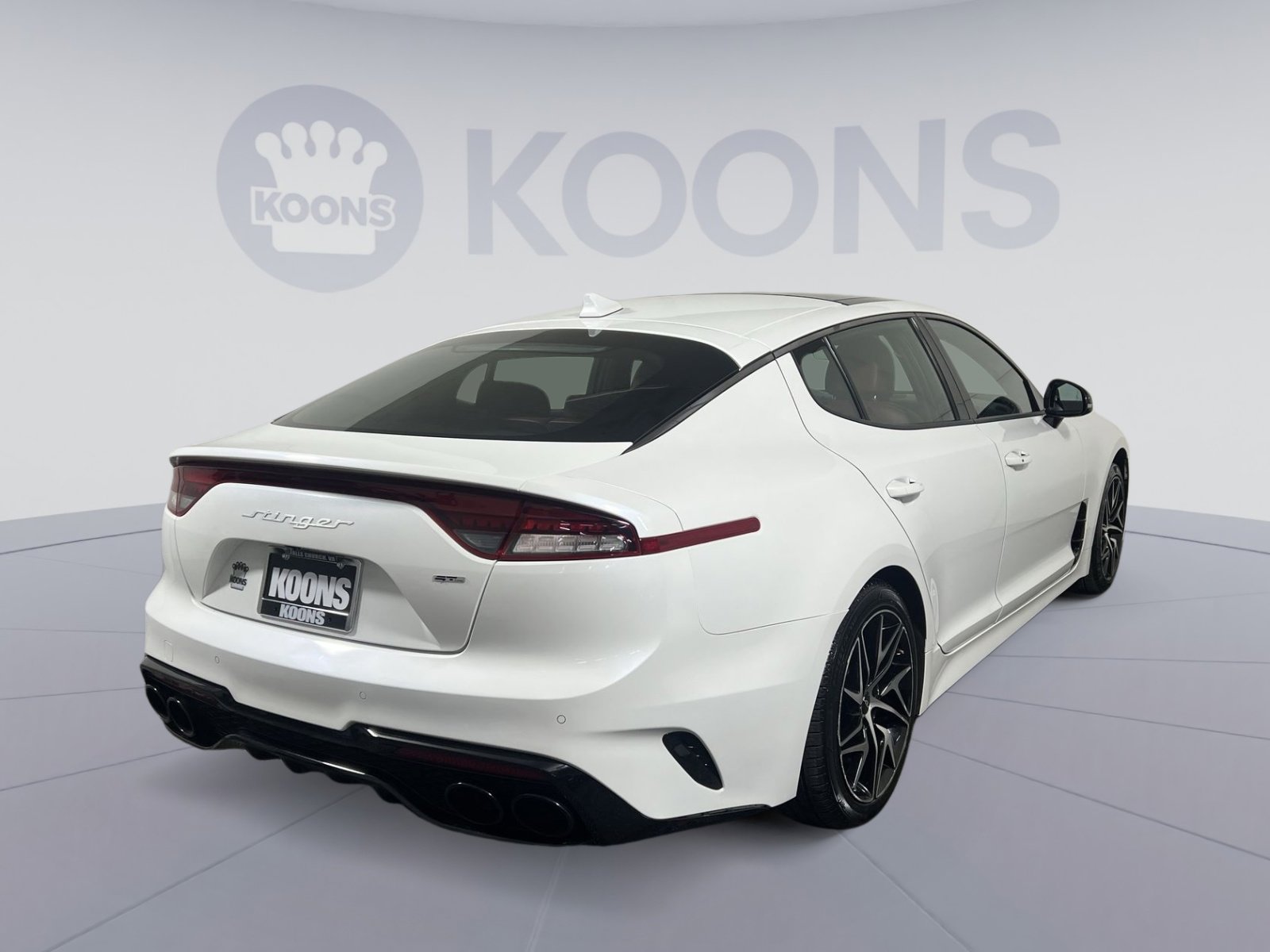 Used 2023 Kia Stinger GT-Line w/ Sun & Sound Package image 7