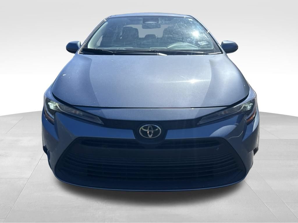 Certified 2025 Toyota Corolla LE FWD image 8