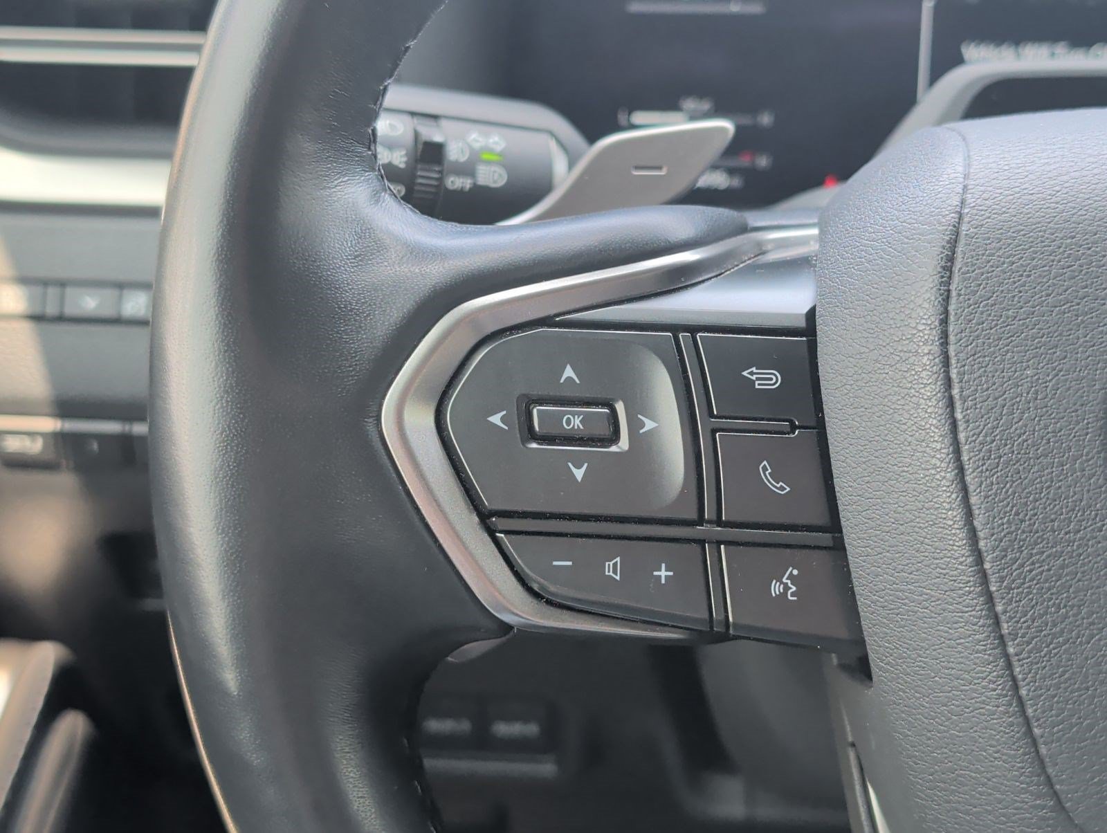 Used 2025 Lexus GX 550 AWD/4WD image 14
