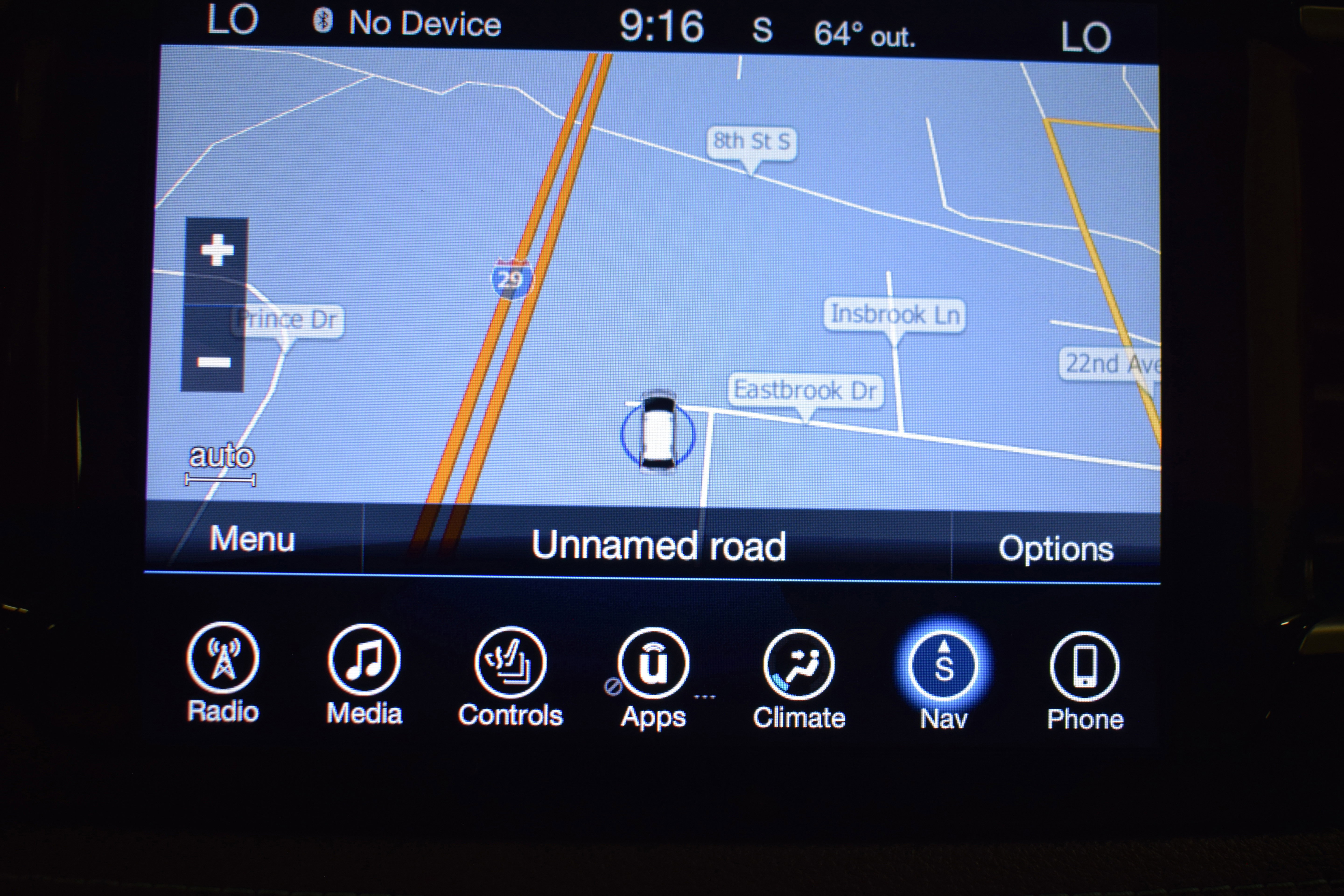 Used 2017 Chrysler Pacifica Platinum image 25