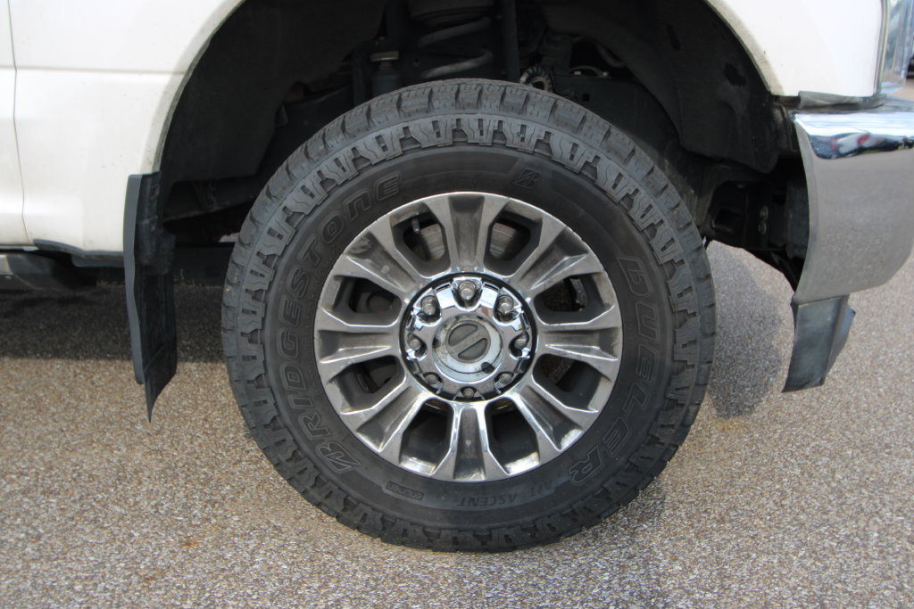 Used 2019 Ford F250 Lariat w/ Lariat Ultimate Package AWD/4WD image 10
