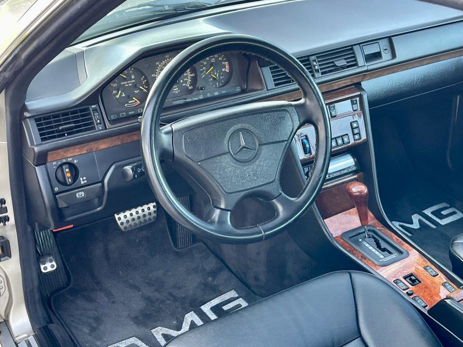 Used 1990 Mercedes-Benz 300 CE Coupe image 16