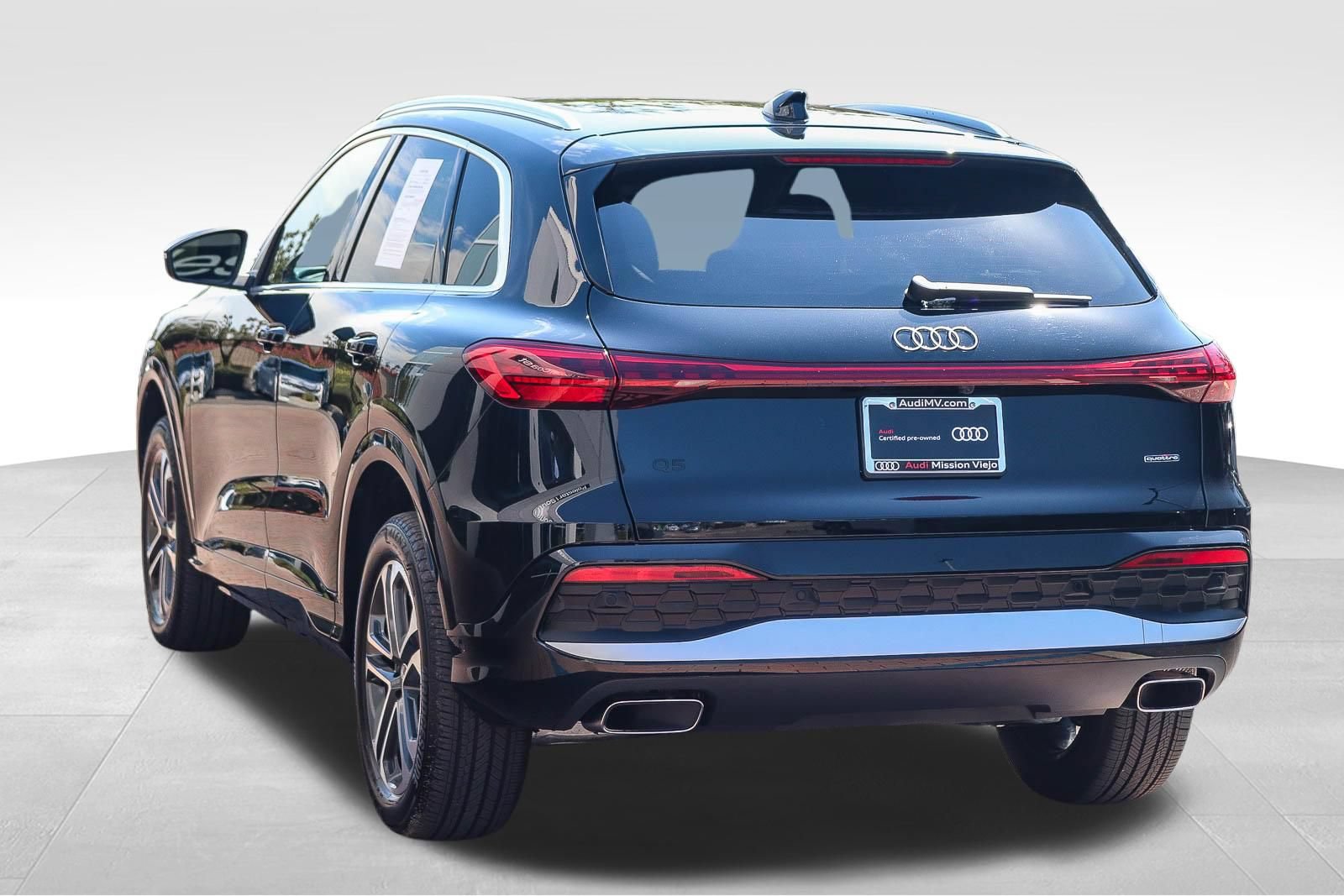 Used 2025 Audi Q5 Premium Plus AWD/4WD image 5