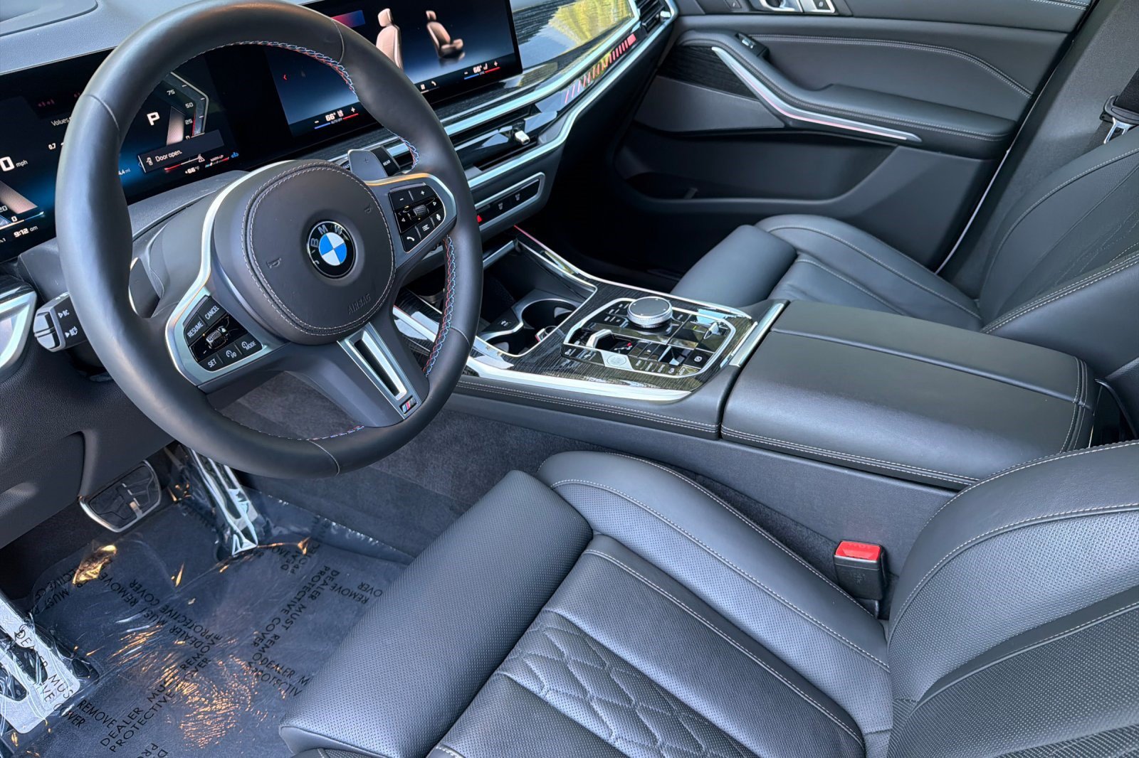 Used 2025 BMW X7 M60i AWD/4WD image 11