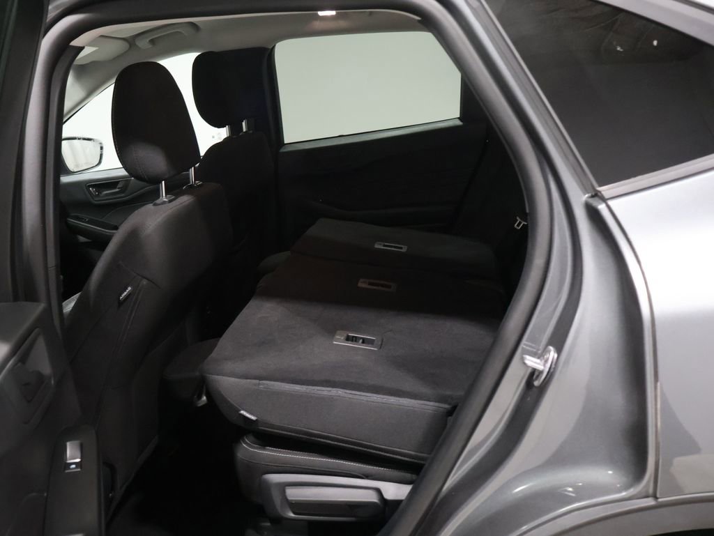 Used 2025 Ford Escape Active image 16