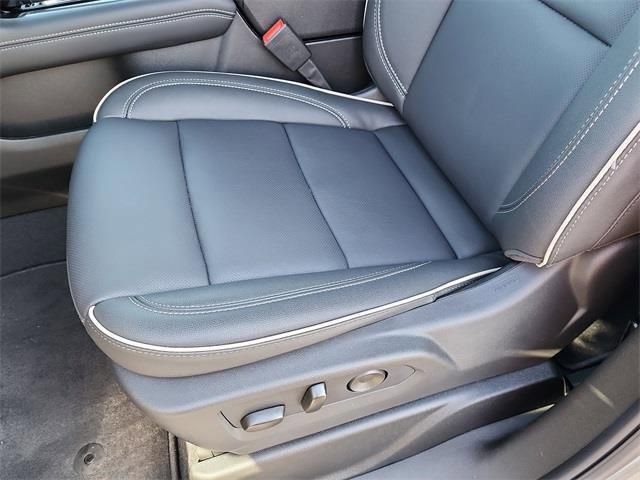 New 2026 GMC Yukon XL Elevation AWD/4WD image 15