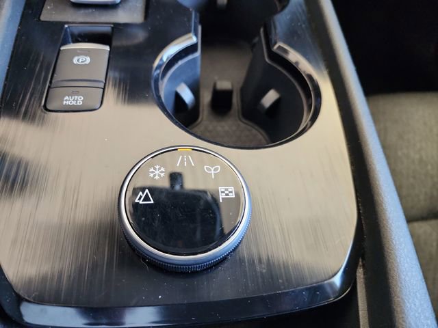 Used 2024 Nissan Rogue SV AWD/4WD image 18