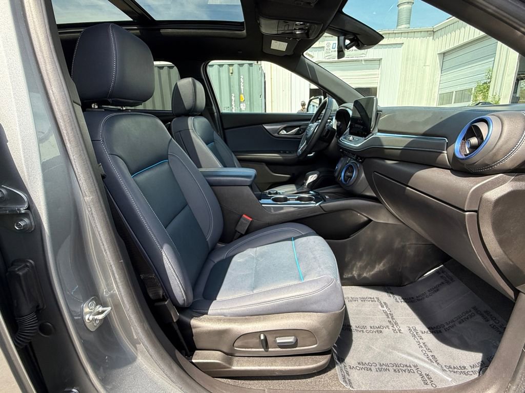 Used 2023 Chevrolet Blazer RS image 27