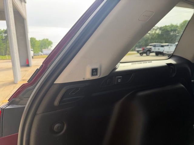 Used 2023 Jeep Grand Cherokee Limited image 18