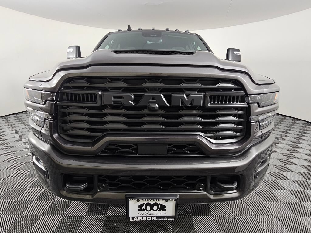 New 2026 RAM 2500 Tradesman AWD/4WD image 9
