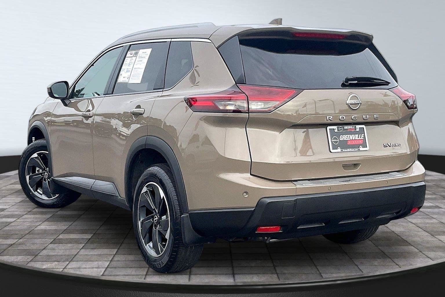 Certified 2024 Nissan Rogue SV w/ SV Premium Package AWD/4WD image 3