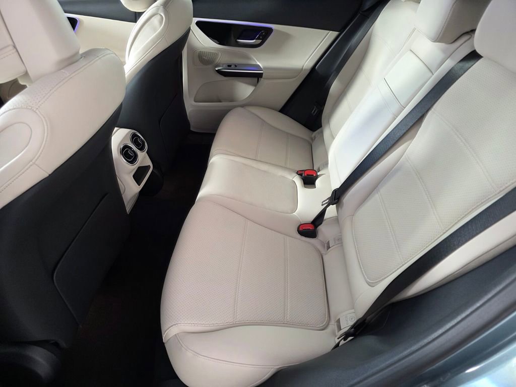 New 2026 Mercedes-Benz GLC 300 image 10