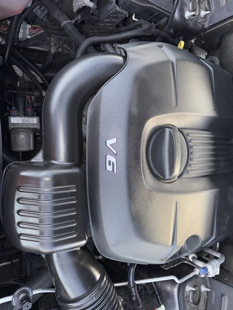 Used 2014 Jeep Grand Cherokee Limited image 30