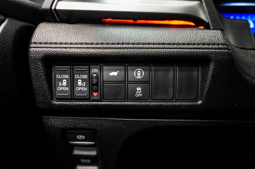 Used 2023 Honda Odyssey Sport image 25