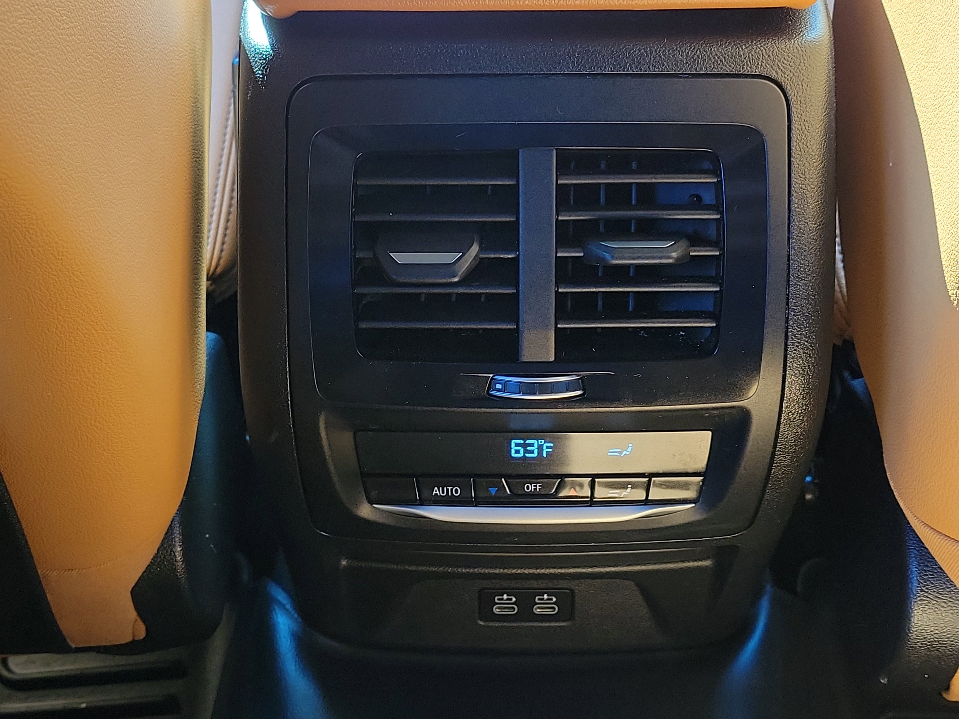 Used 2024 BMW X3 sDrive30i w/ Premium Package image 13