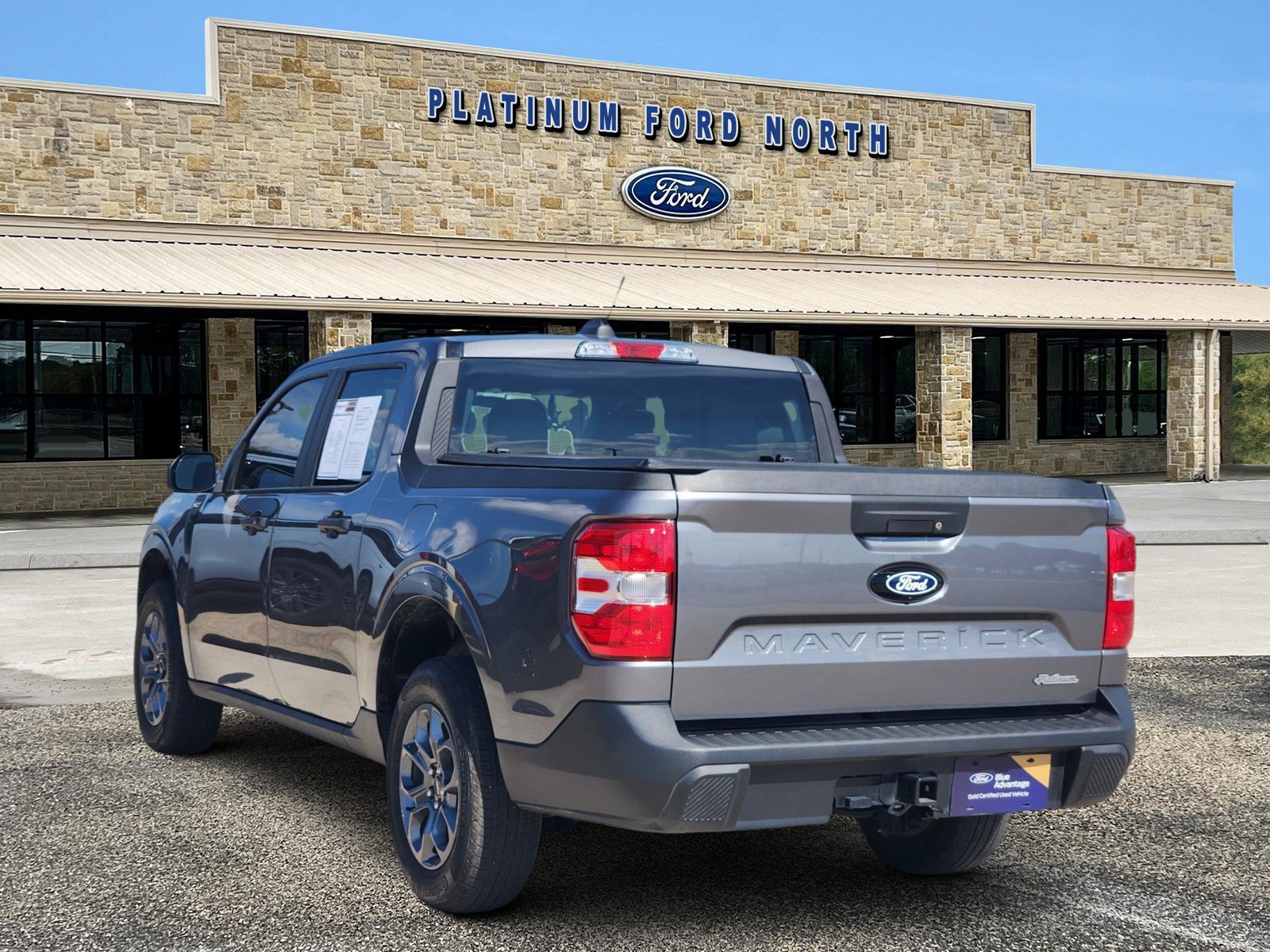 Used 2025 Ford Maverick XLT FWD image 4