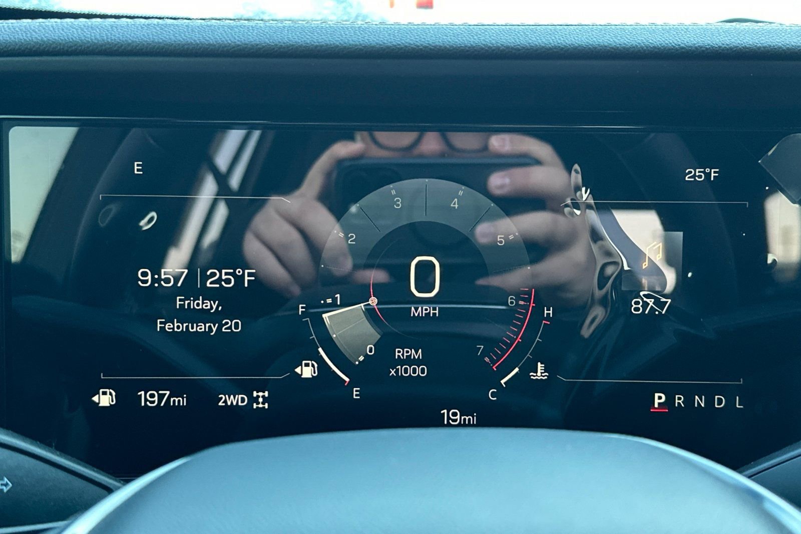 New 2026 GMC Terrain AT4 w/ Convenience Package III image 29