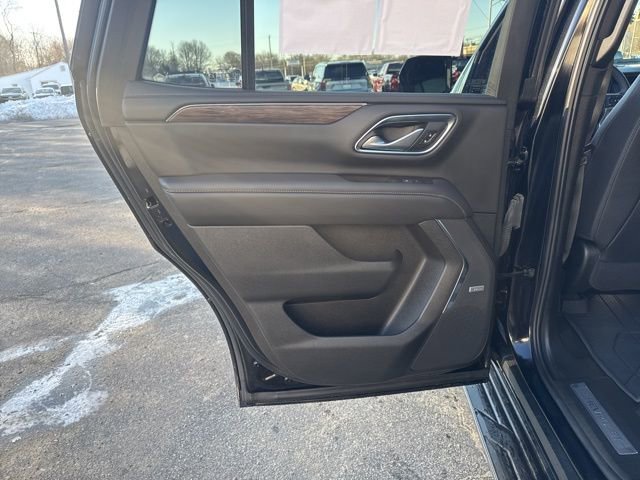 Used 2022 Chevrolet Tahoe LT w/ Luxury Package image 22
