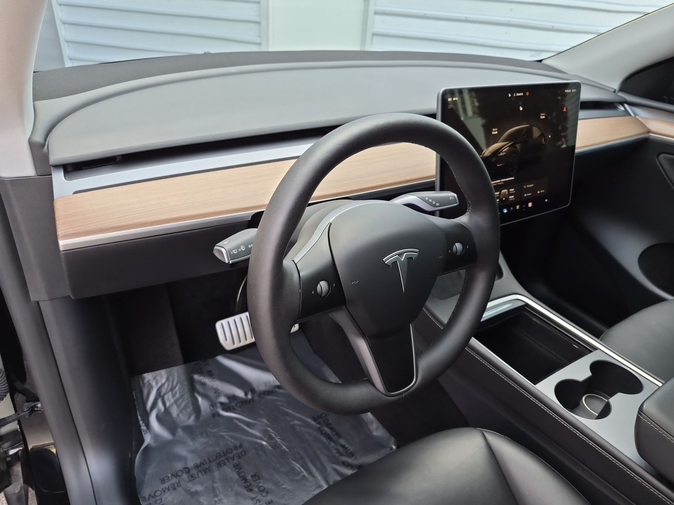 Used 2025 Tesla Model Y Performance AWD/4WD image 15