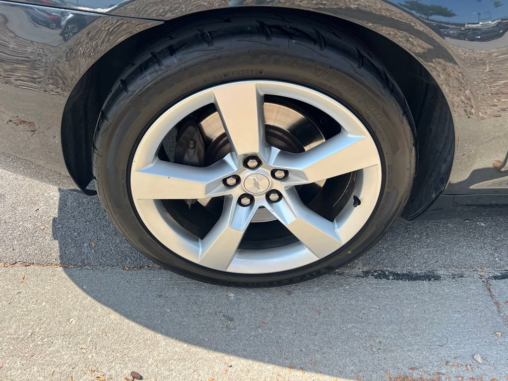 Used 2012 Chevrolet Camaro SS RWD image 11
