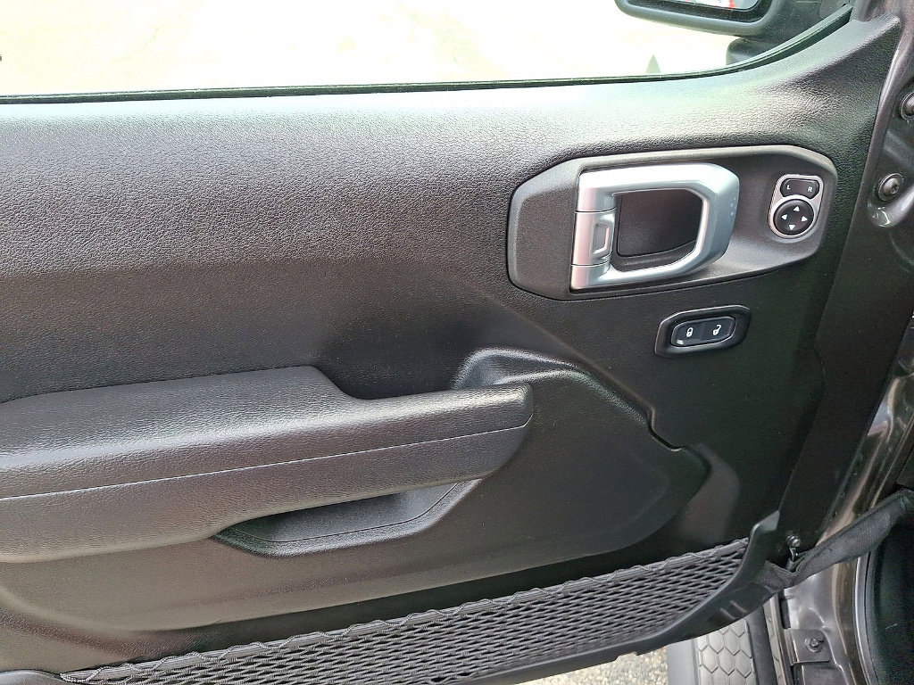 Certified 2022 Jeep Wrangler Sport S image 10