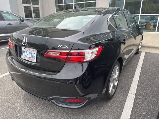 Used 2017 Acura ILX w/ Premium Package image 5