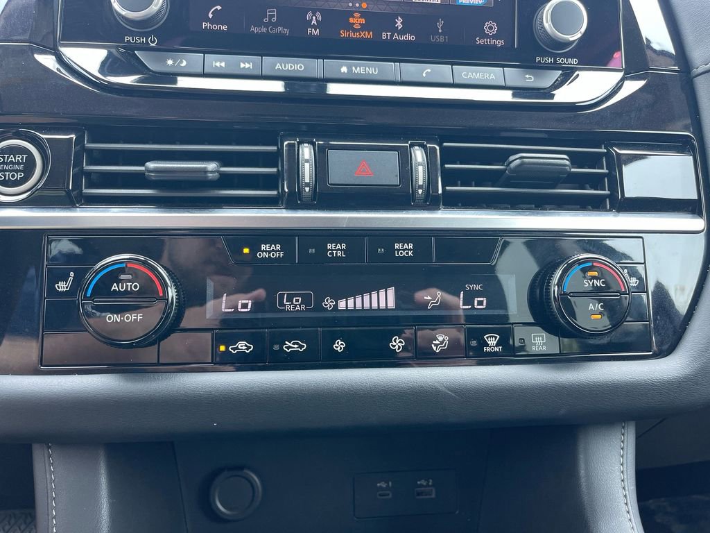 Used 2024 Nissan Pathfinder SV image 19