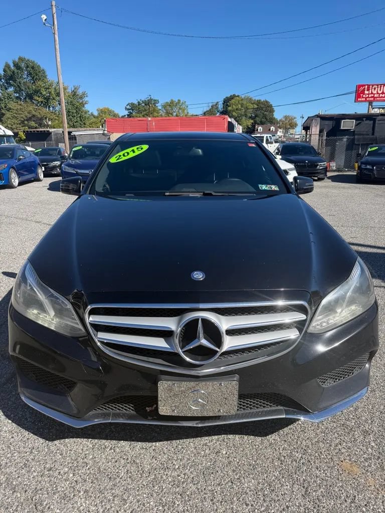 Used 2015 Mercedes-Benz E 350 4MATIC Sedan image 3