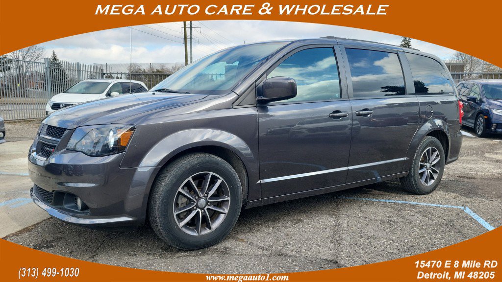 Used 2018 Dodge Grand Caravan GT FWD image 1