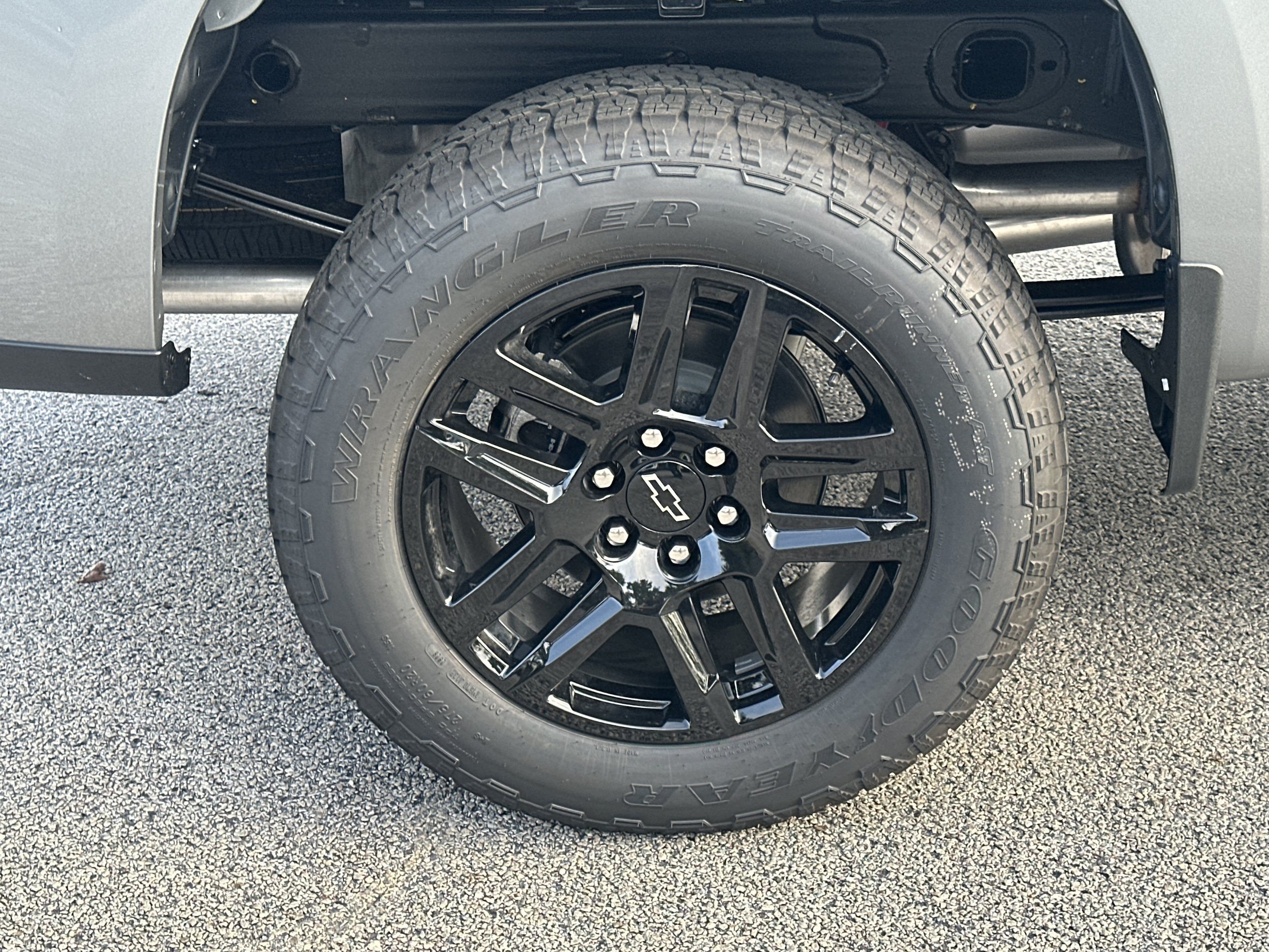 New 2026 Chevrolet Silverado 1500 LT Trail Boss w/ Convenience Package II AWD/4WD image 17