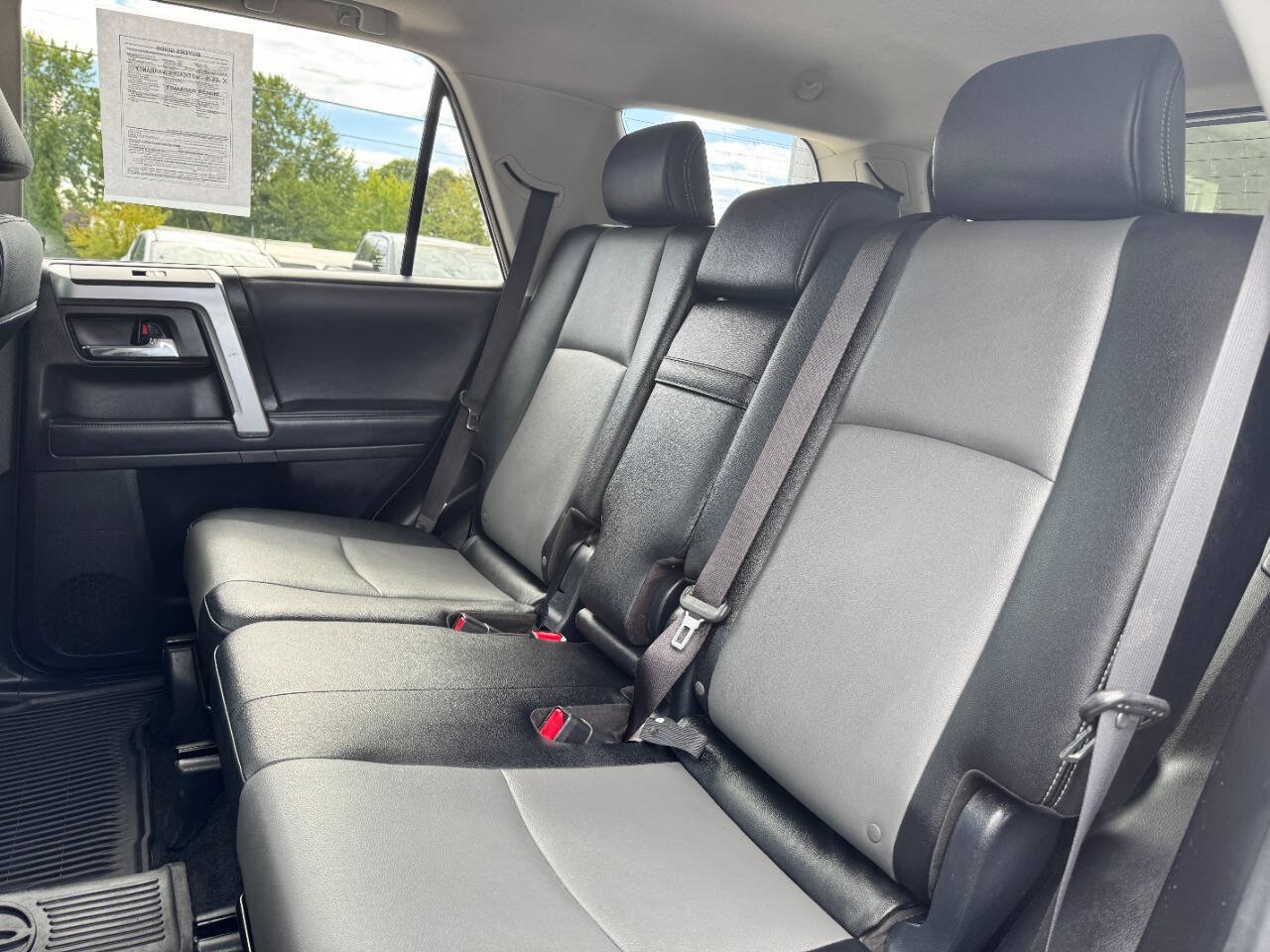 Used 2021 Toyota 4Runner SR5 Premium w/ Moonroof Package AWD/4WD image 21