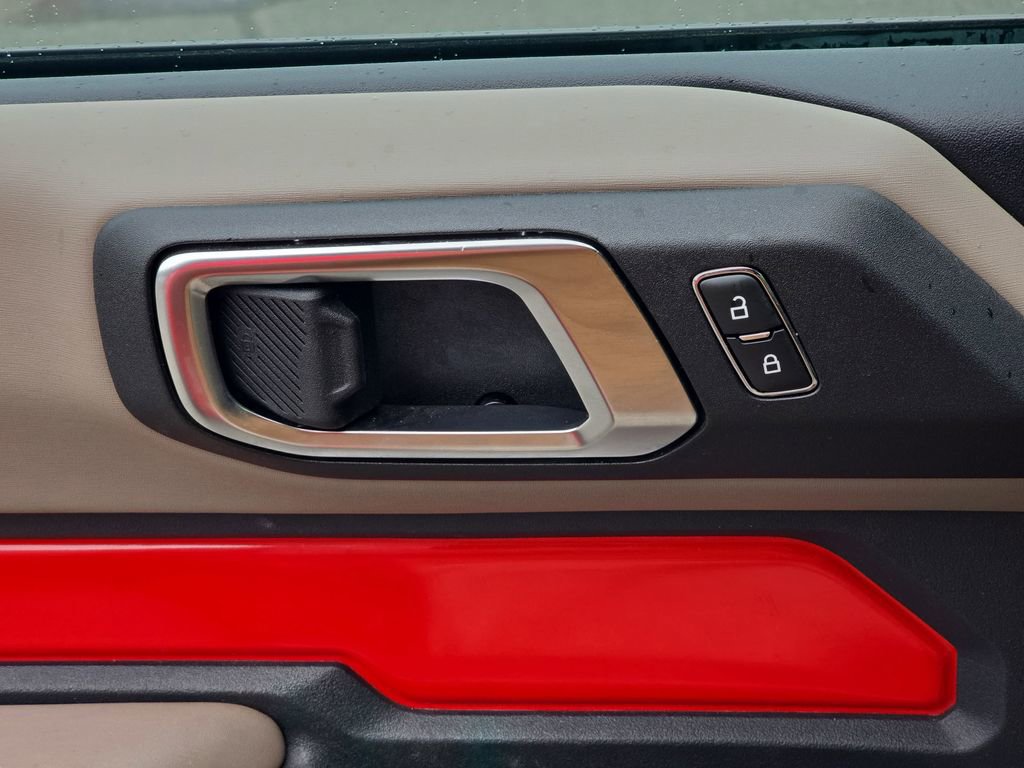 Used 2022 Ford Bronco Wildtrak image 24