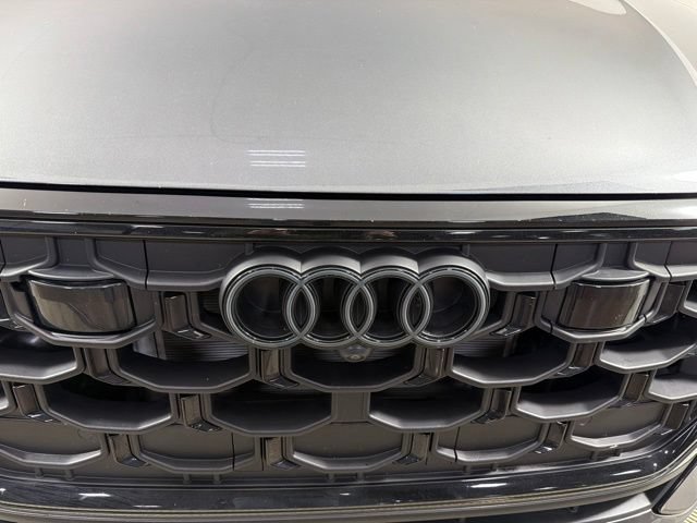 Used 2025 Audi Q8 Prestige AWD/4WD image 5