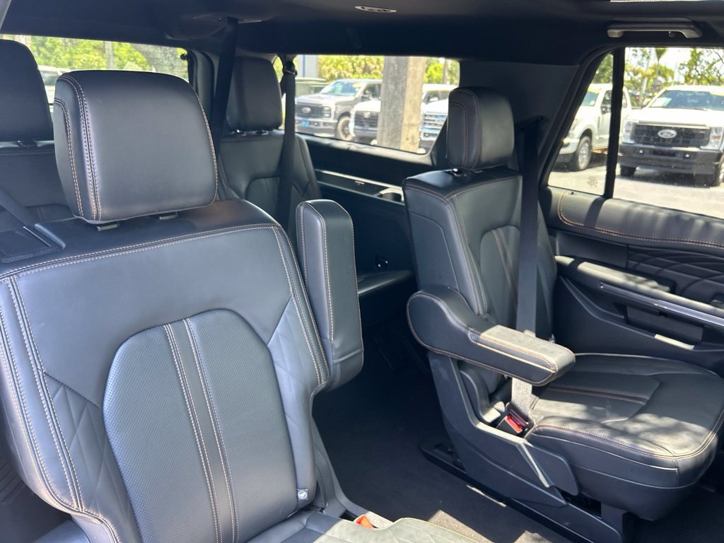 Used 2023 Ford Expedition Max Platinum AWD/4WD image 46