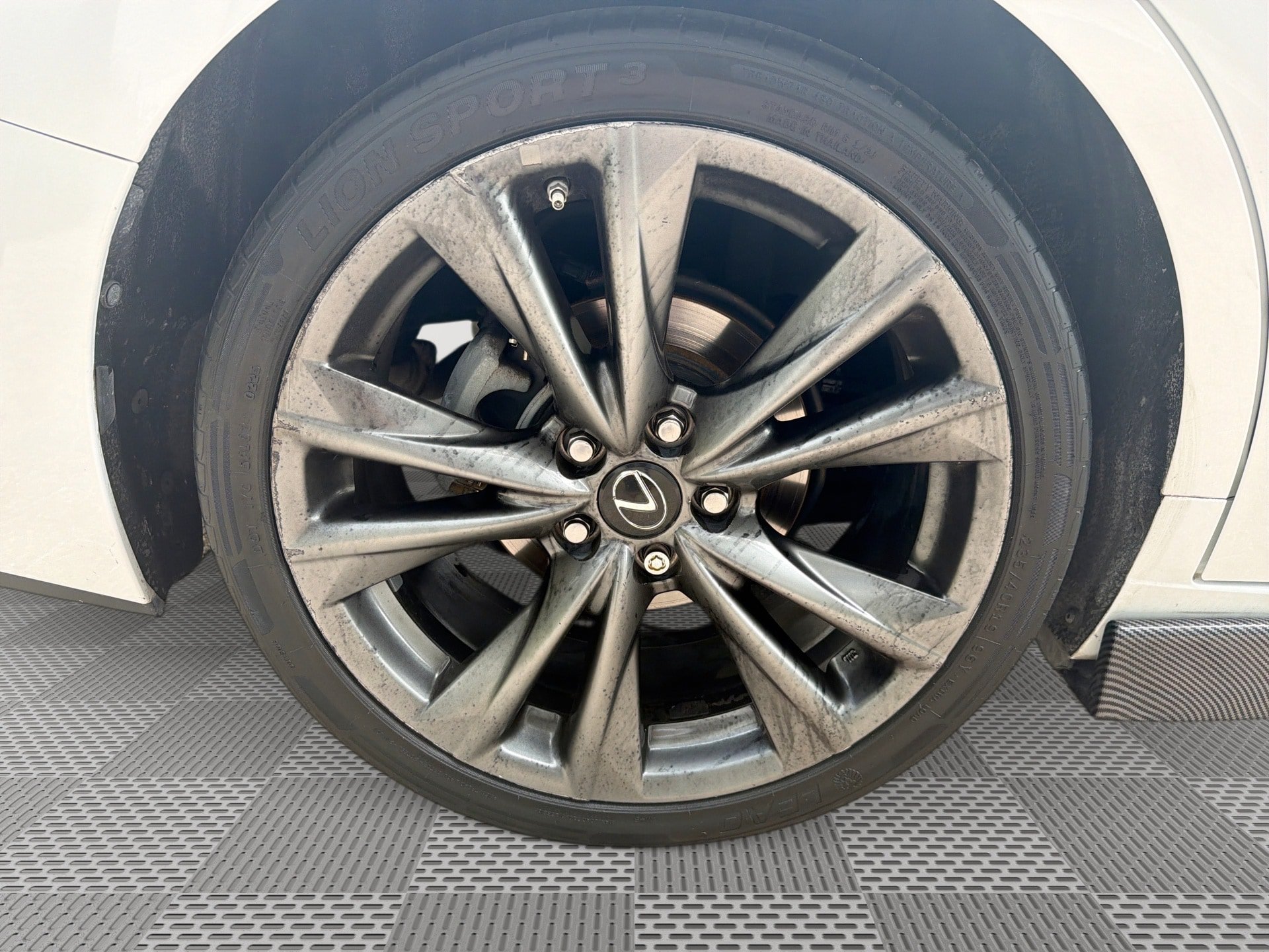 Used 2021 Lexus ES 350 F Sport w/ Accessory Package FWD image 29