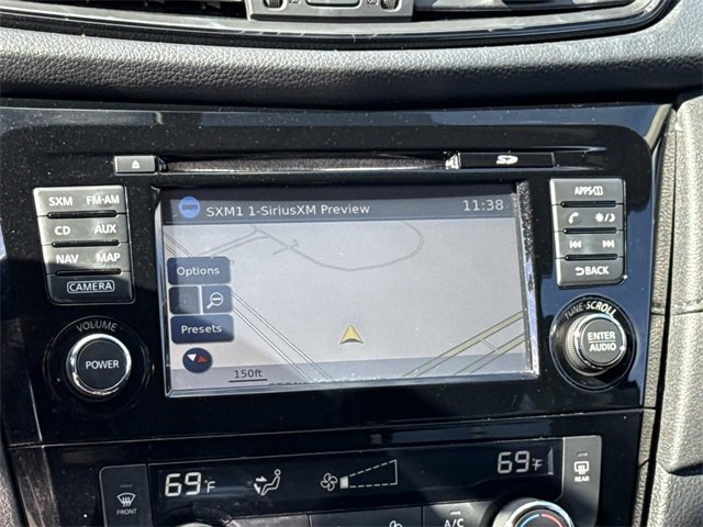 Used 2017 Nissan Rogue SV w/ SV Premium Package image 19