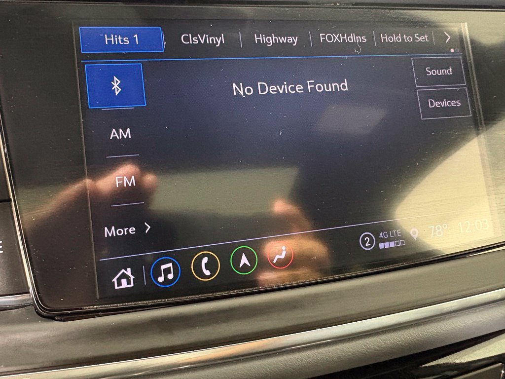 Used 2023 Buick Enclave Premium w/ Experience Buick Package FWD image 31