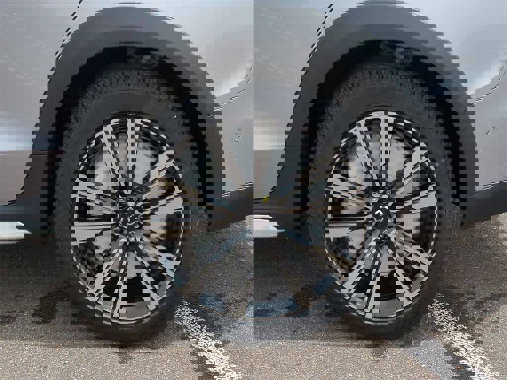 New 2026 Volvo V60 B5 Cross Country Ultra w/ Protection Package Premier image 13