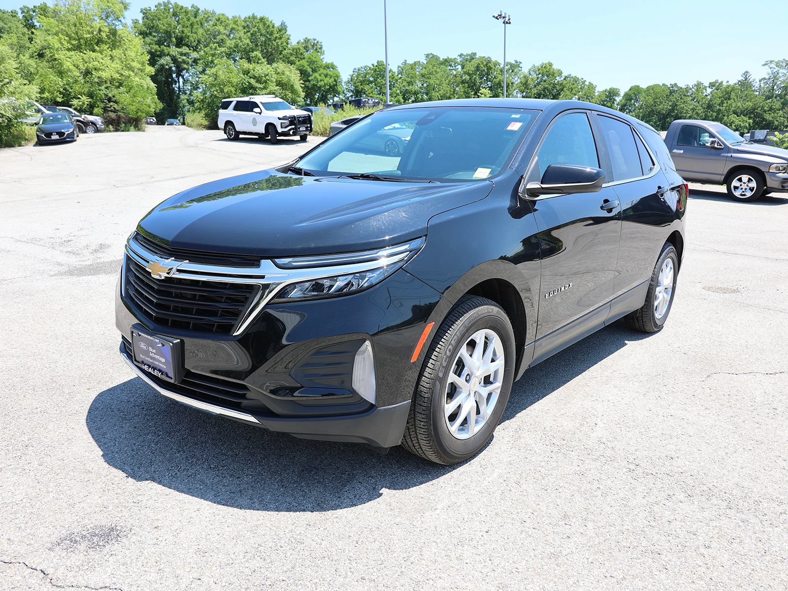Used 2022 Chevrolet Equinox LT AWD/4WD image 3