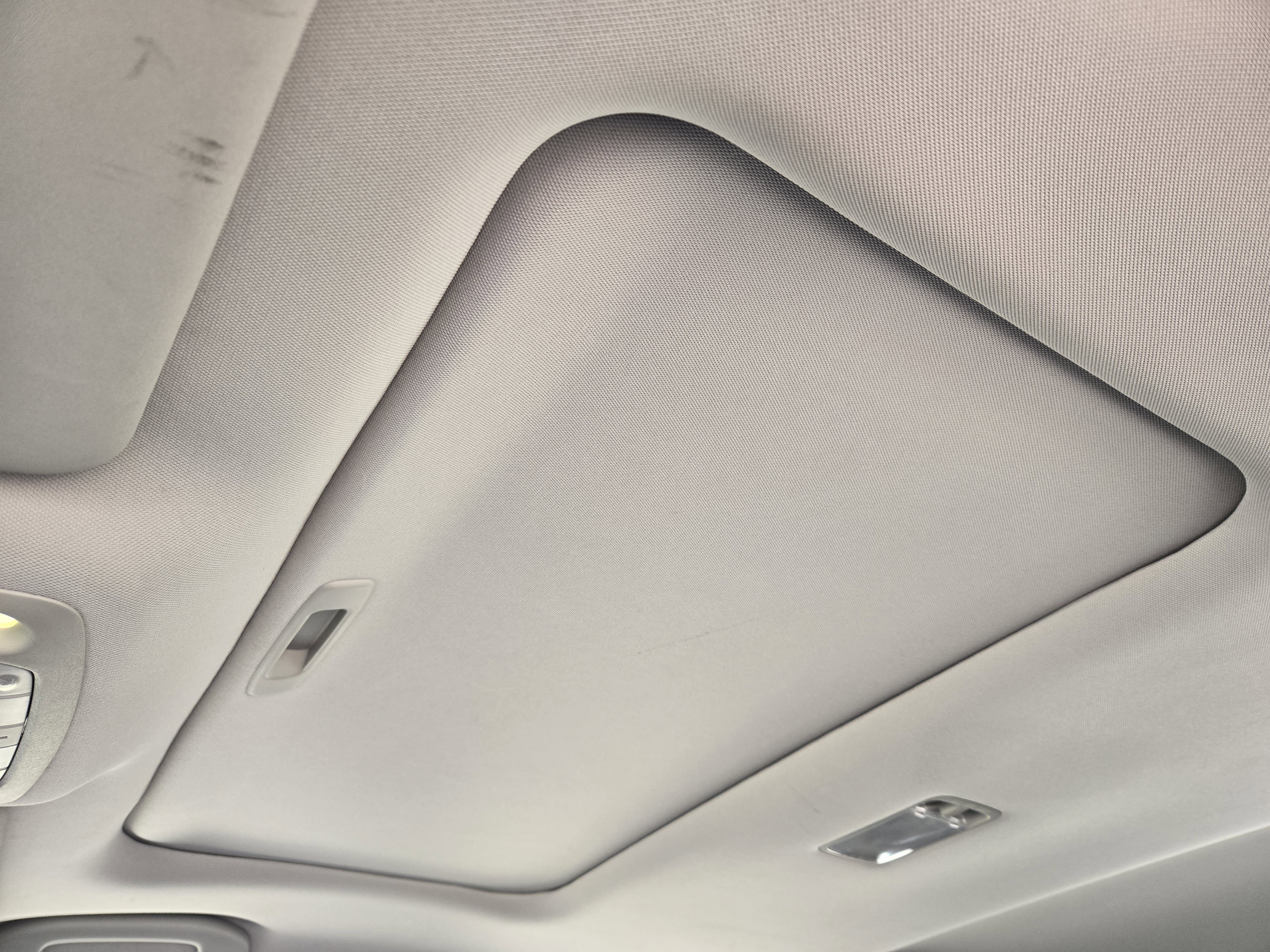 Used 2018 Nissan Rogue Sport SL w/ SL Premium Package image 30