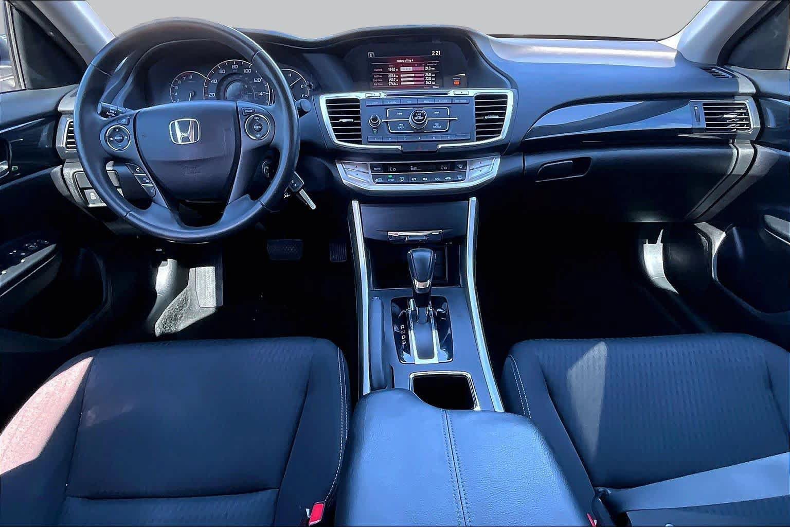 Used 2015 Honda Accord Sport image 16